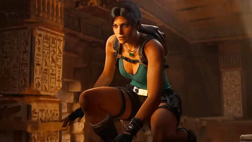 Лара Крофт исследует древние руины в Tomb Raider: Legacy of Atlantis