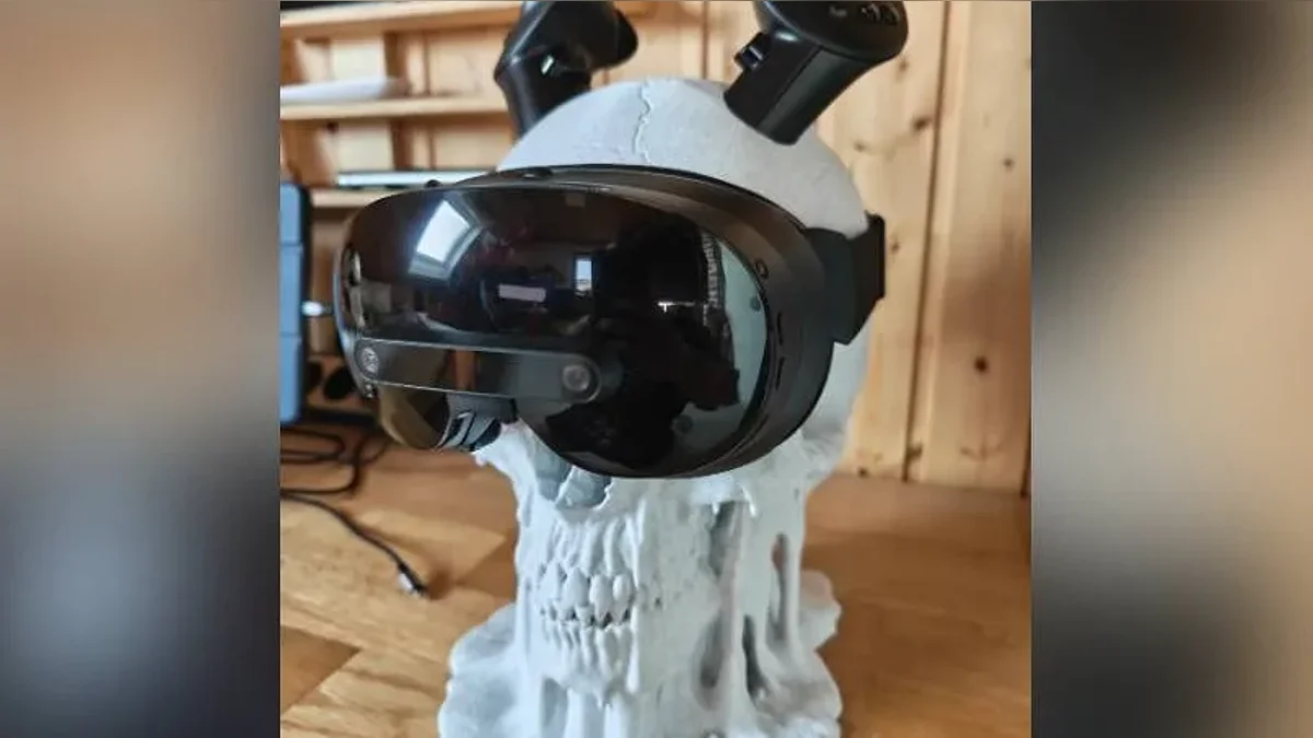 Valve выложила чертежи VR-шлема Steam Frame — фанаты уже печатают для него подставку в виде черепа